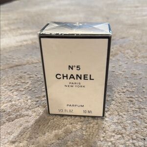 Chanel No.5, Perfum  Extrait  . 1/3 OZ./10ML., Sealed box
Small purse bottle